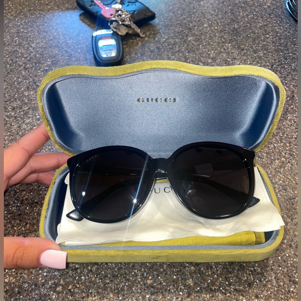 gucci sunglasses
